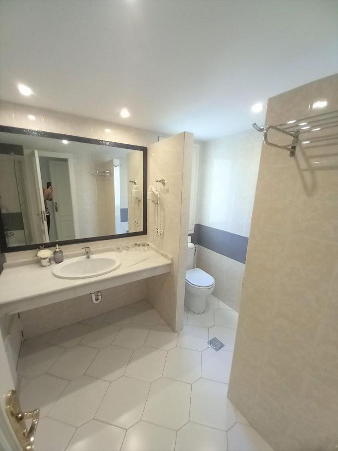 Miraflores Beachfront Penthouse Sitio de Calahonda Esterno foto