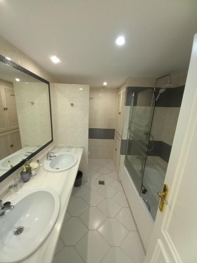 Miraflores Beachfront Penthouse Sitio de Calahonda Esterno foto