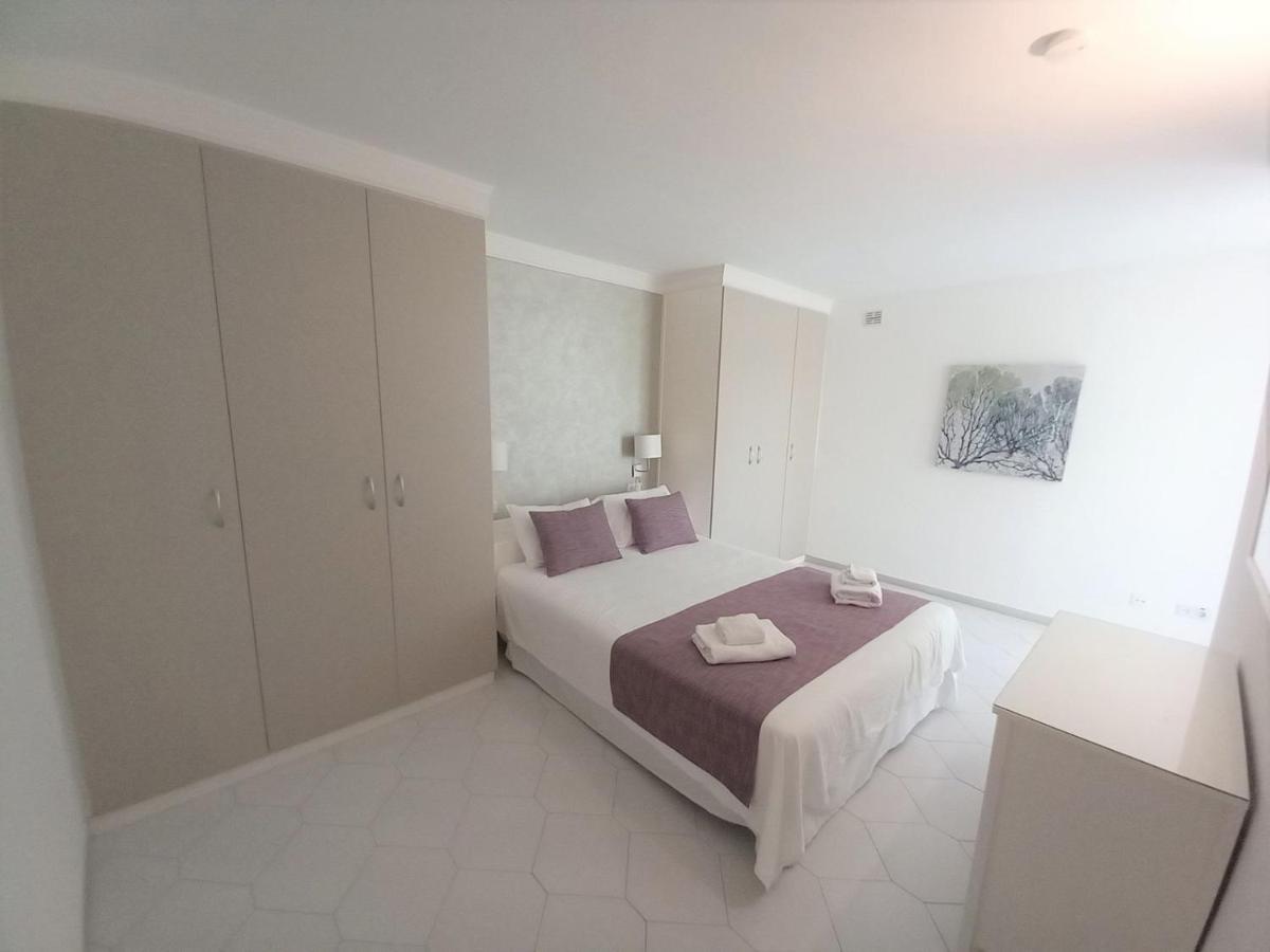 Miraflores Beachfront Penthouse Sitio de Calahonda Esterno foto